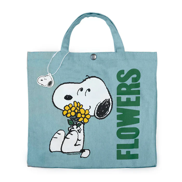 Snoopy Flowers Vintage-Style Market Tote
